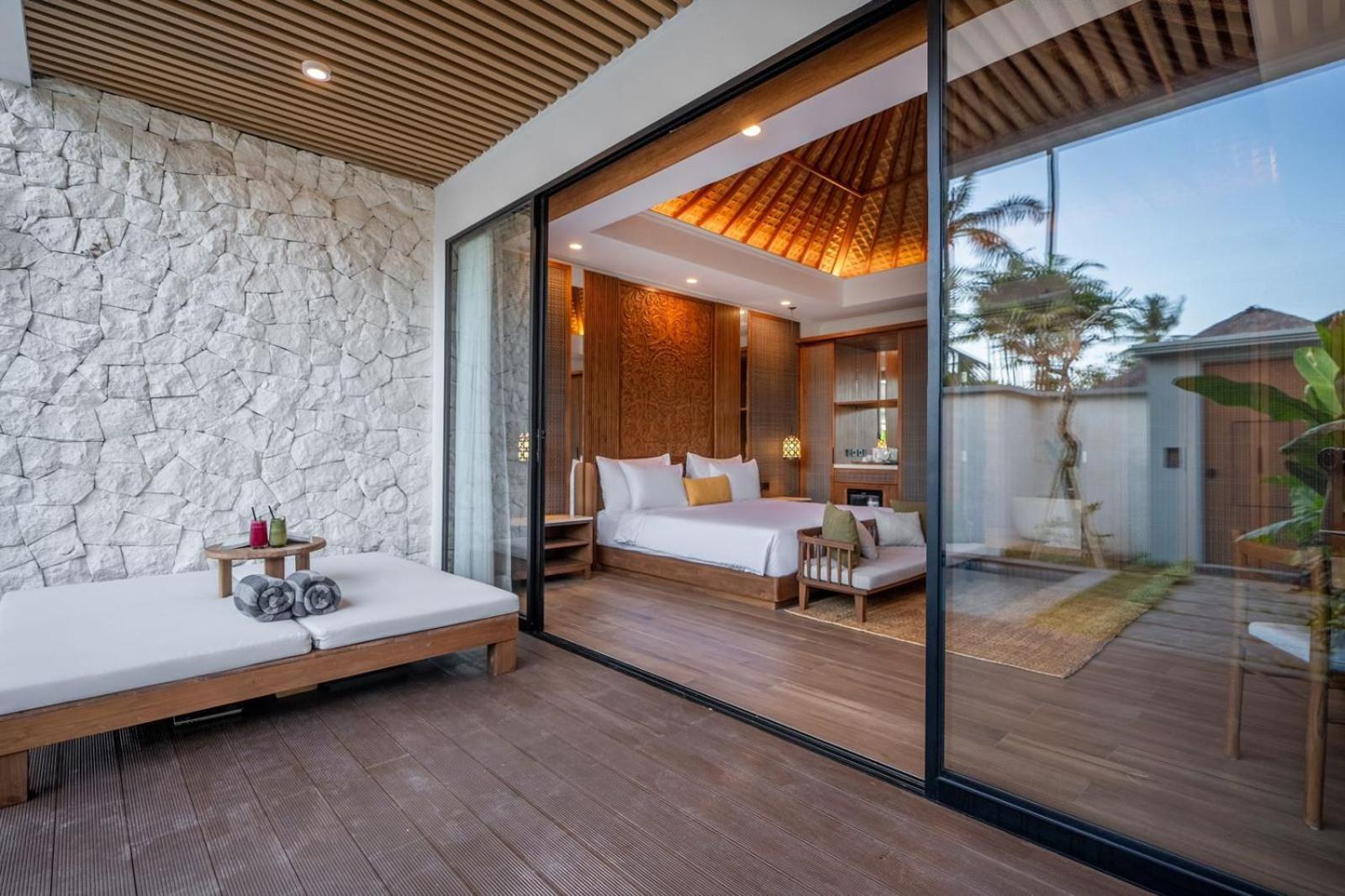 Nirwana Beach & Resort Candidasa Dış mekan fotoğraf A bedroom at the resort