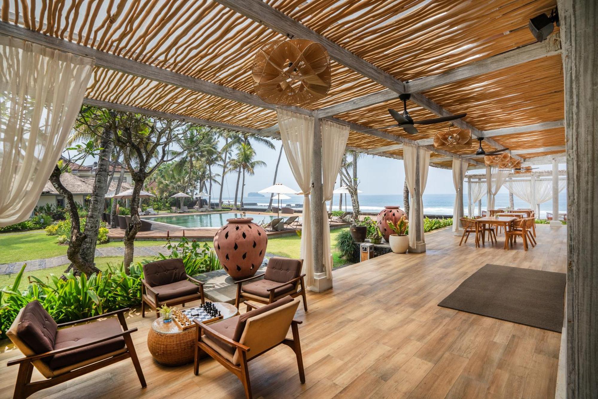 Nirwana Beach & Resort Candidasa Dış mekan fotoğraf The Beach Club
