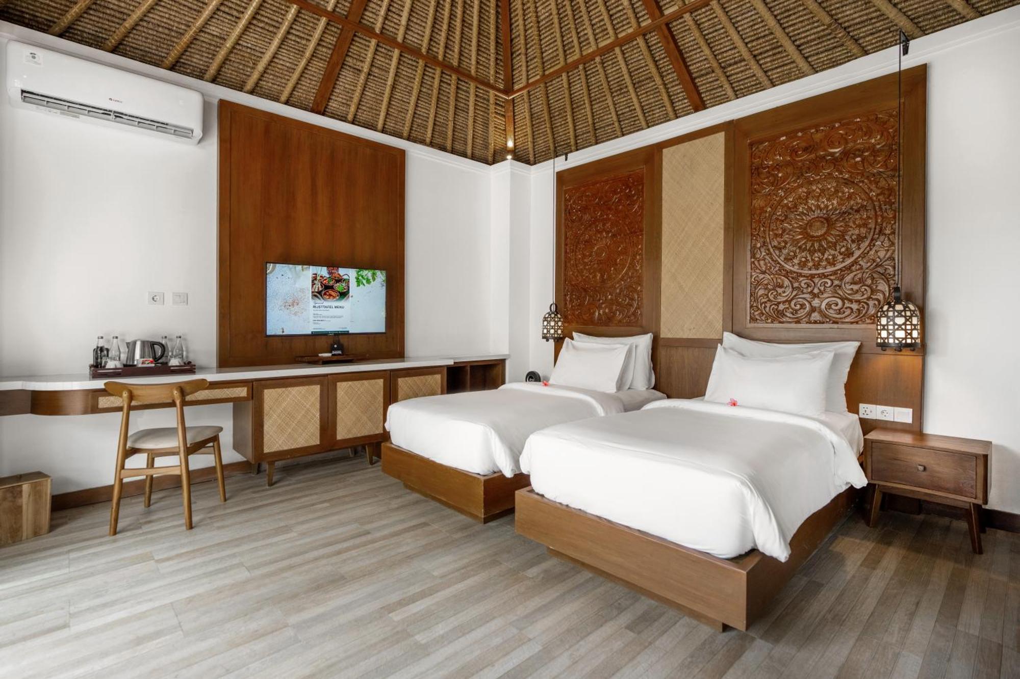 Nirwana Beach & Resort Candidasa Dış mekan fotoğraf Deluxe Beach Villa